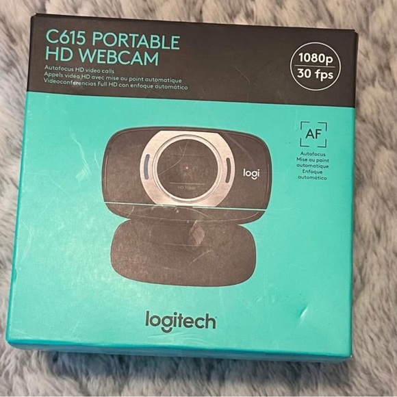 Logitech C615 HD Webcam - Black and Silver - Picture 1 of 1